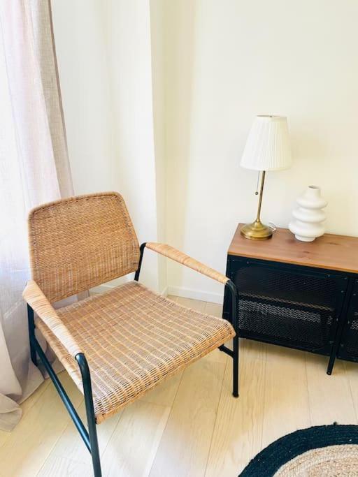 Maison Charmante Avec Terrasse, 2 Chambres مارسيلان المظهر الخارجي الصورة
